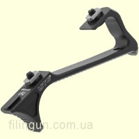 Передний угловой упор Leapers UTG Ultra Slim Angled Foregrip M-LOK Matte Black
