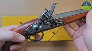 Макет кремневого пистолета Kentucky USA XIX ст  Denix 1135G