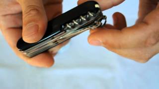 Нож Victorinox Huntsman 1.3713.3 Black